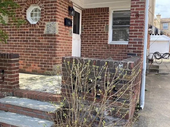 76-22 250th St, Bellerose, NY