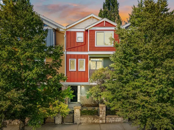 8420 NE Noelle Way, Hillsboro, OR 97006