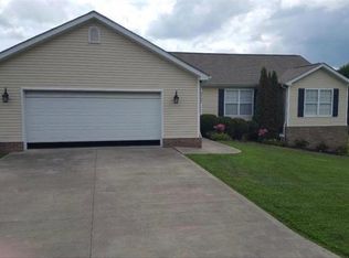 2737 Stilesville Rd, Science Hill, KY 42553