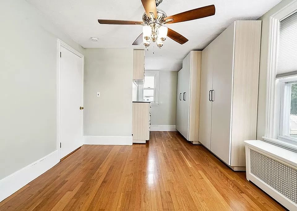 Main bedroom with built in closets (second view)