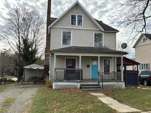104 Hemlock Ave, Kane, PA 16735