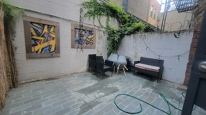 Rented by Chartwell Manhattan Realty | media 9