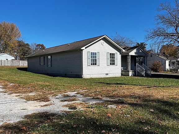 4th image of 1020 Sparta Dr