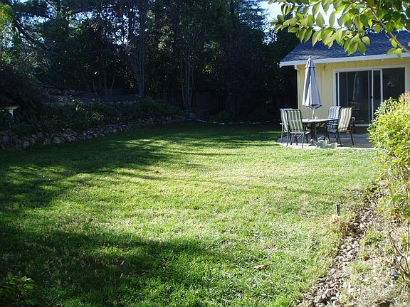 2nd image of 121 Hodges Dr