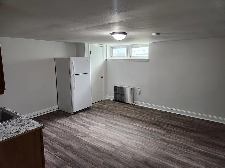2910 E Federal St #1&2 — Photo 13