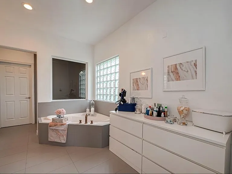 10614 Opal Ridge Dr — Photo 10