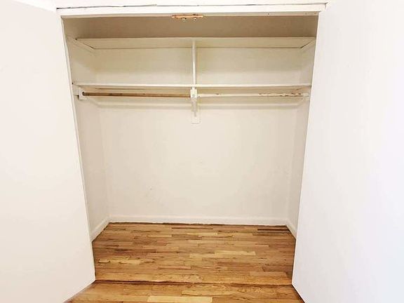 3rd image of 1839 Caton Ave #3V