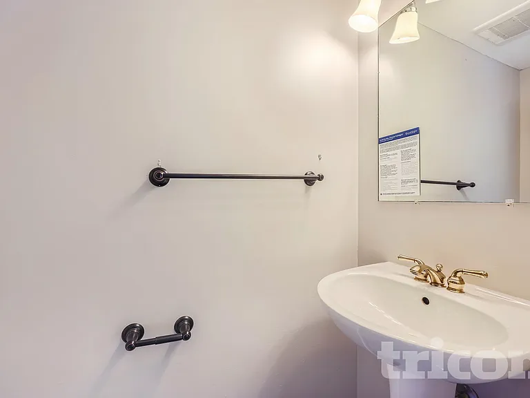 19 Clearlake Ct — Photo 10