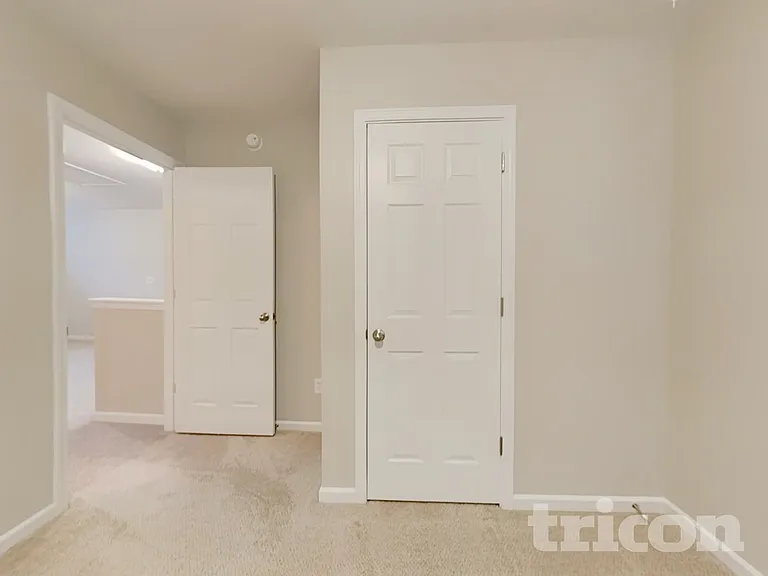248 Eagle Pointe Dr — Photo 10