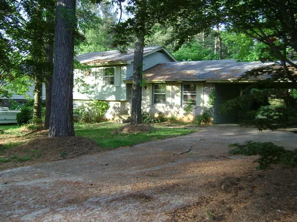 8342 Dundy Ct, Jonesboro, GA 30238