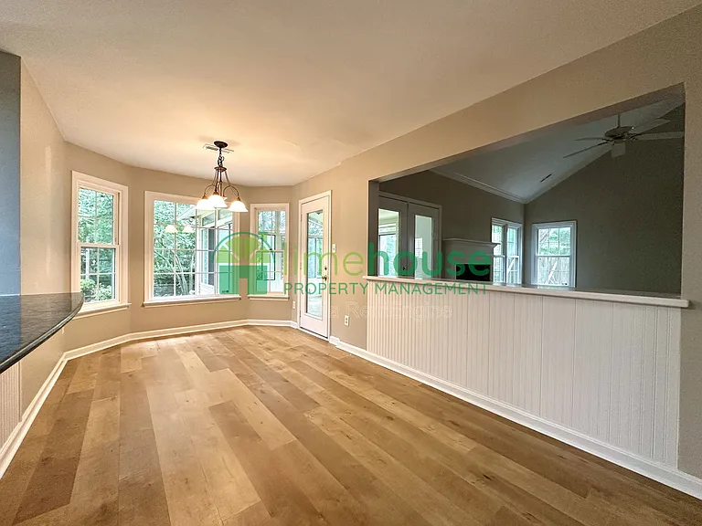 2849 Crossings Dr — Photo 5
