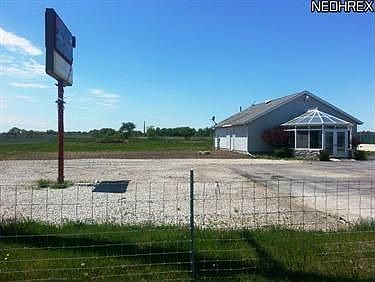 2nd image of 9505 Milan Rd