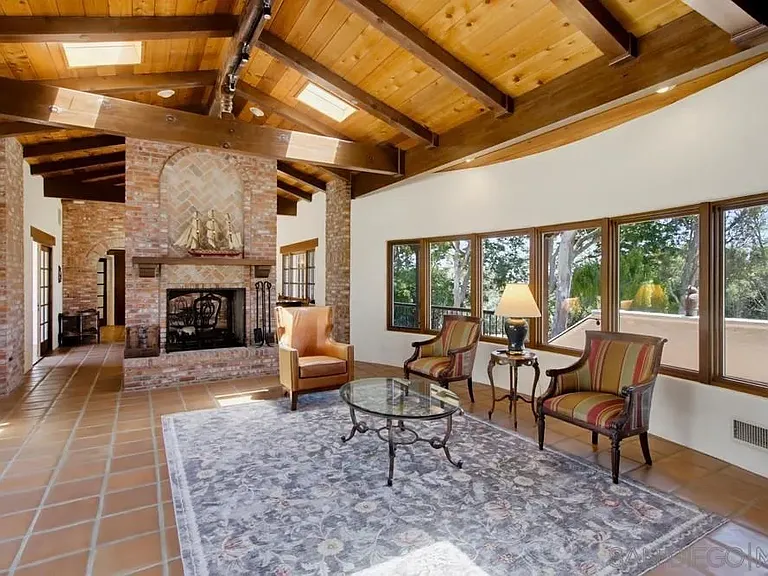 5443 Calzada Del Bosque — Photo 22