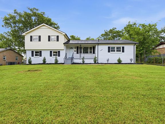 2nd image of 405 Beechwood Ct