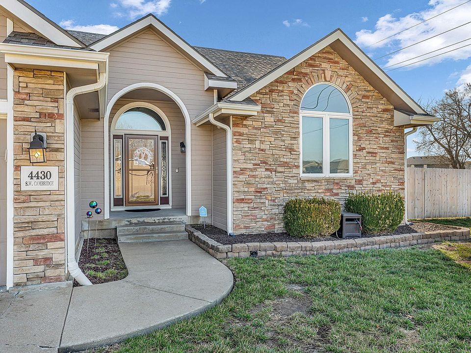 4430 SW Cambridge Ave, Topeka, KS 66610 | Zillow