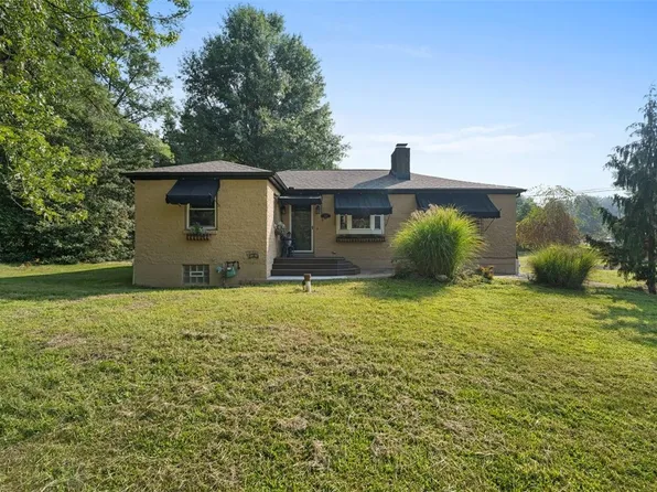 1318 Powers Run Rd, Pittsburgh, PA 15238