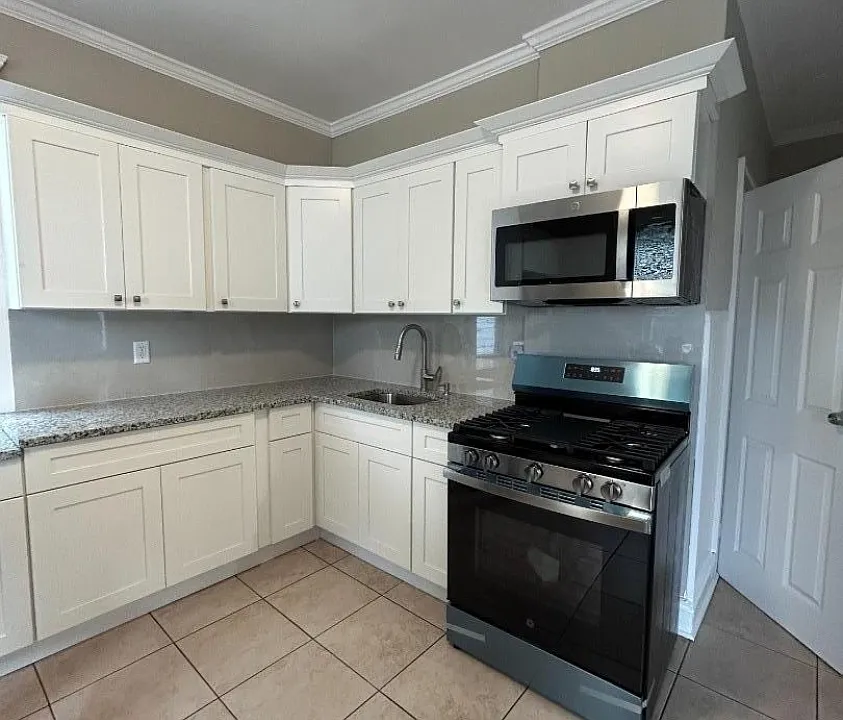 216 W Elizabeth Ave #1A