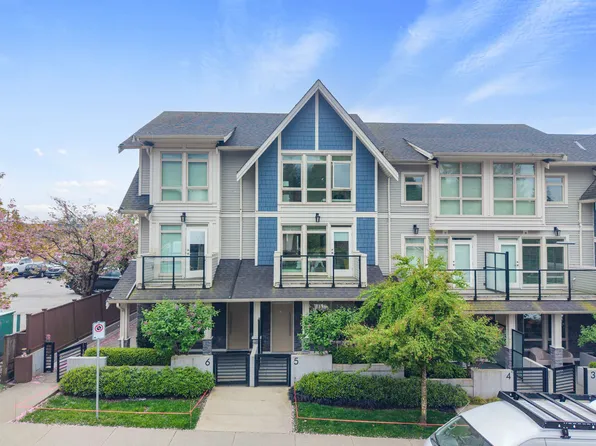 115 W Queens Rd #5, North Vancouver, BC V7N 2K4