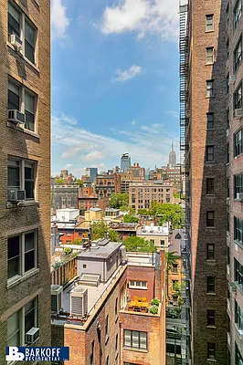 Rented by Barkoff Residential  | media 15