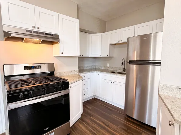 528 Privilege St #3F, Woonsocket, RI 02895