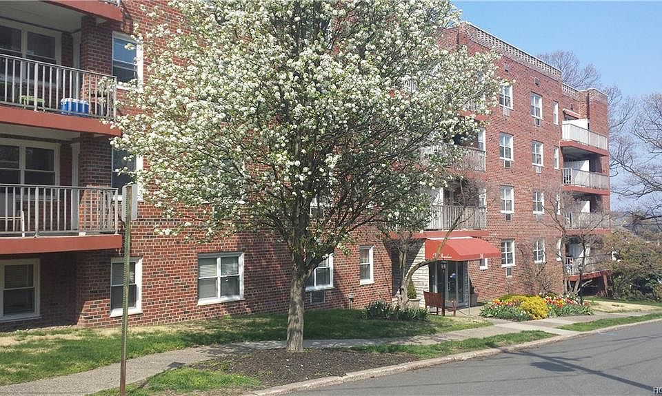 1st image of 38 4th Ave APT 1K