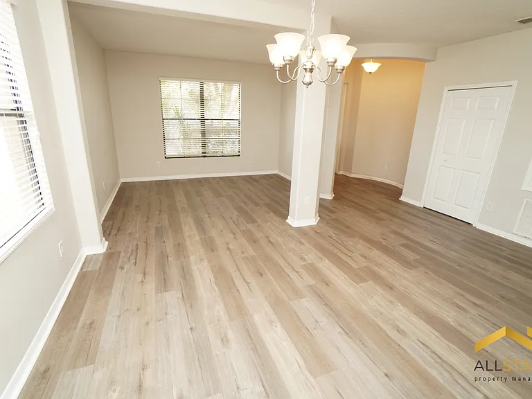 401 Savannah Preserve Loop — Photo 11