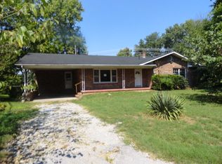 265 Hillview Dr, Livingston, TN 38570