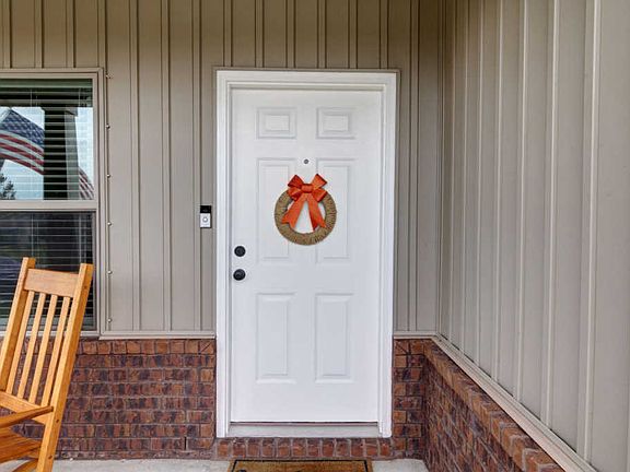 3rd image of 1919 Crosscreek Cir