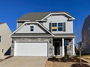 1702 Willbrook Dr, Fuquay Varina, NC 27526
