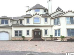 41 Bay Point Dr, Toms River, NJ 08753