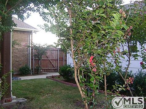 5th image of 3205 Market Center Dr