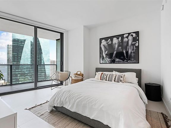 5th image of 1300 S Miami Ave #2090