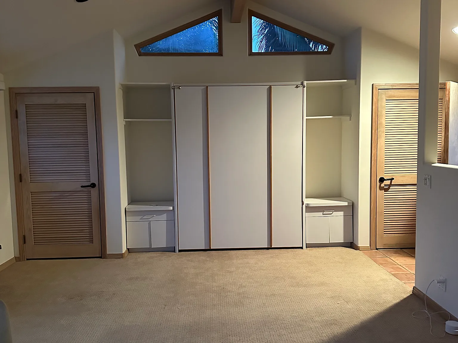 2471 Newport Ave — Photo 4