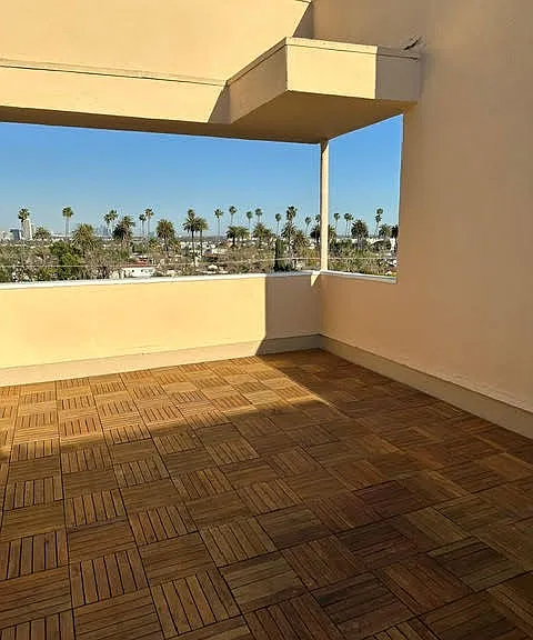 Rexford Terrace — Photo 10