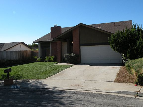5th image of 2041 Camino Dr