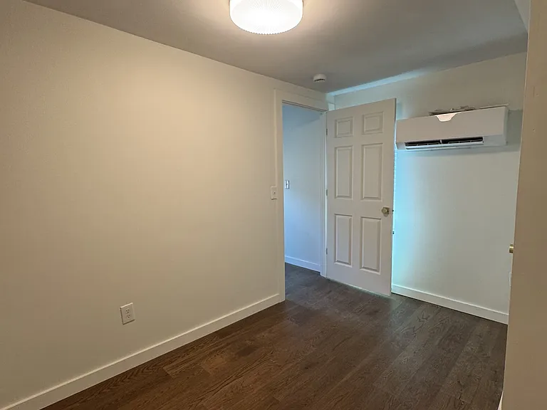510 Winfield St — Photo 39