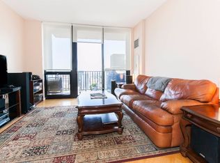 200 S Desplaines St #25026, Chicago, IL 60661