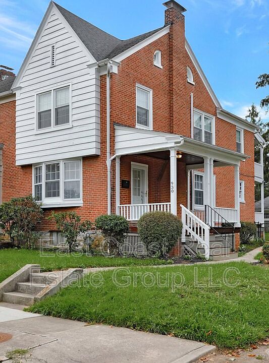 1st image of 930 Mulberry Ave