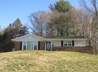 8200 Daren Ct, Baltimore, MD 21208