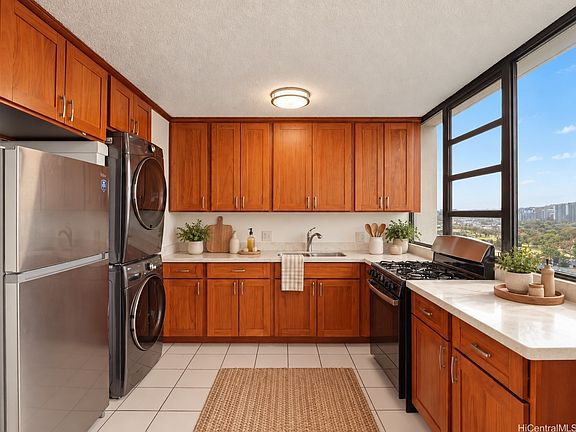 3rd image of 2929 Ala Ilima St APT 1202