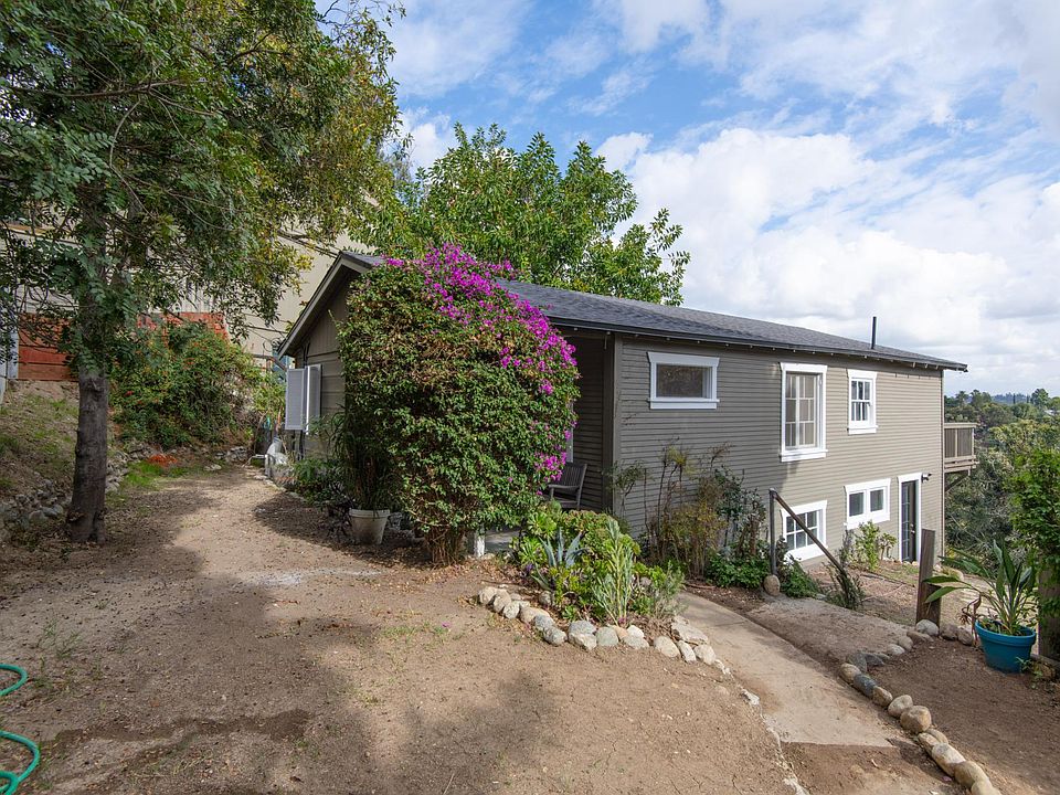 1st image of 656 Quail Dr