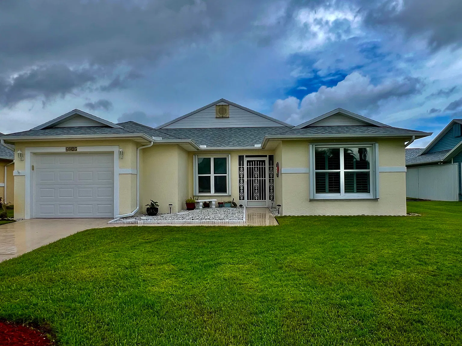 2 bed, 2.0 bath, 1450 sqft, $2,500 — Photo 1