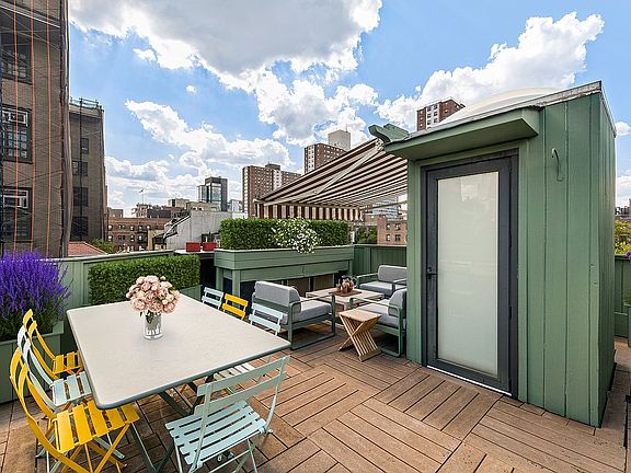 2nd image of 365 W 19th St APT 3F