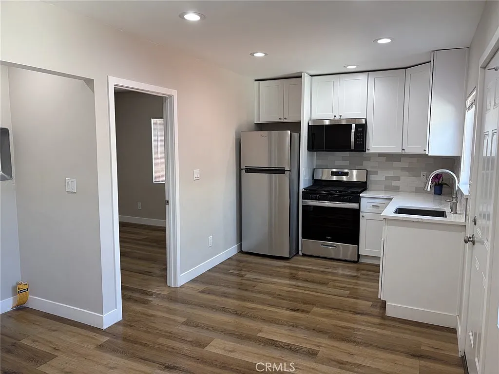 1 bed, 600 sqft, $2,950 — Photo 2