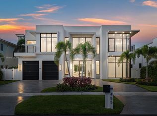 455 NE 4th St, Boca Raton, FL 33432