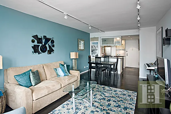 Sold by Halstead Real Estate | media 4