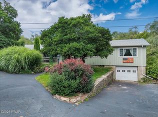 183 Hemlock Grove Rd, Greentown, PA 18426