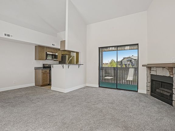 5th image of 6831 N 2200th Dr W #12-X