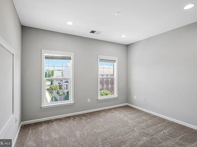 22247 Waterberry Ter — Photo 22