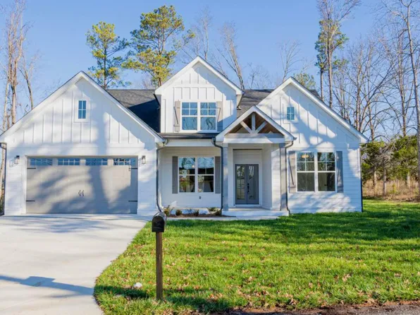 8107 Graham Rd, Chattanooga, TN 37421